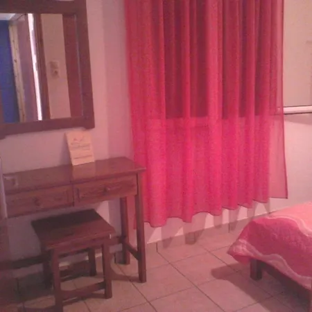 Aparthotel Akrothalasia *